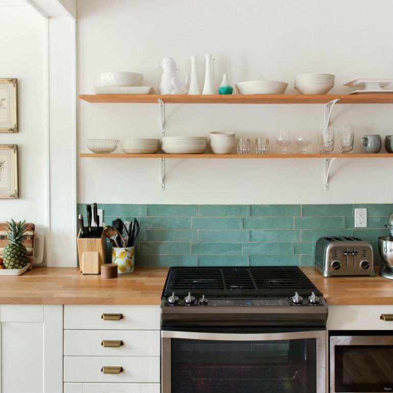 ραφια κουζινας ανοιχτα