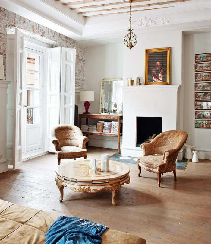 Το μπεζ μπορεί να υποστηρίξει κάθε κλασσικό σχήμα διακόσμησης.