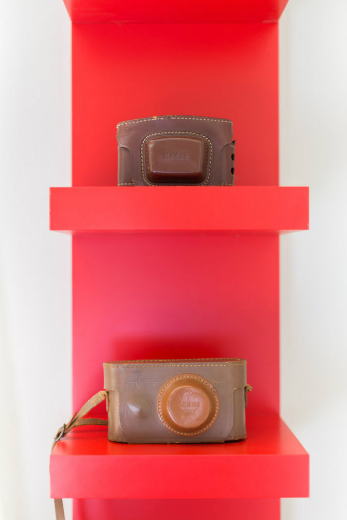 Η φωτογραφία και ειδικότερα η αναλογική φωτογραφία βρίσκεται στις προτιμήσεις τους, τόσο για το διακοσμητικό όσο και για το αισθητικό αποτέλεσμα.