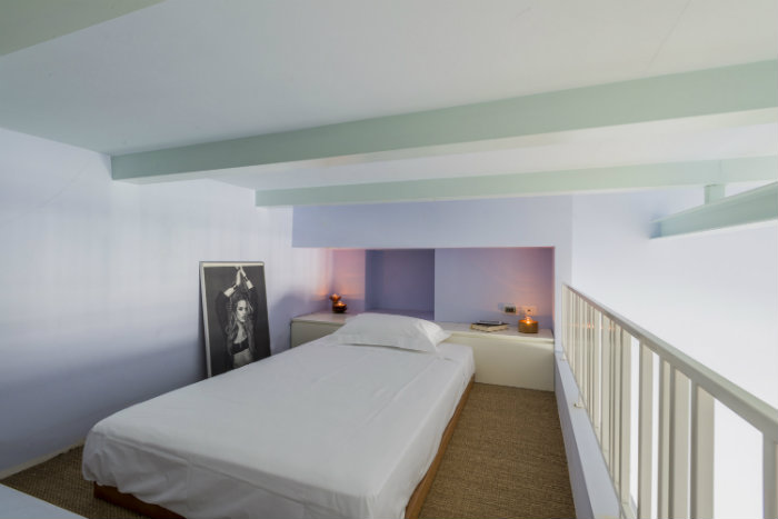 λιλα κρεβατοκαμαρα