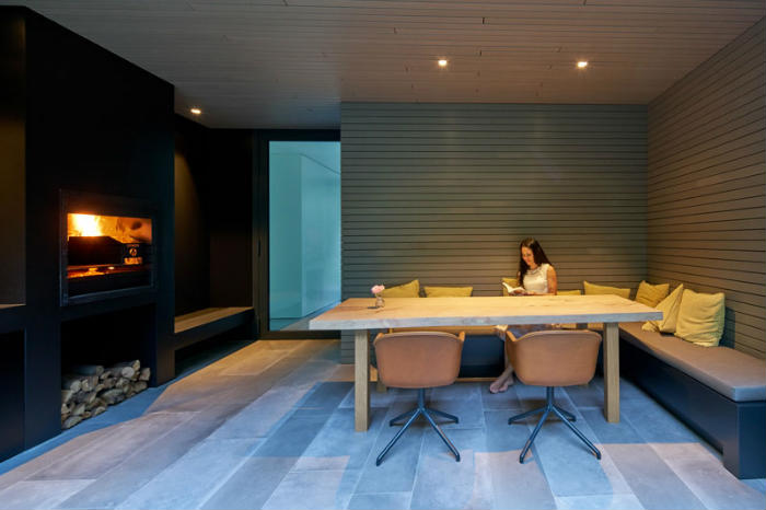 πάγκος τραπεζαρία και τζάκι