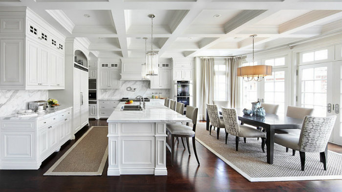 διαδρομος με ασορτι χαλι τραπεζαριας