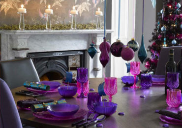 μωβ και φουξια χριστουγεννιατικος στολισμος στολιδια διακοσμηση 2018 2019