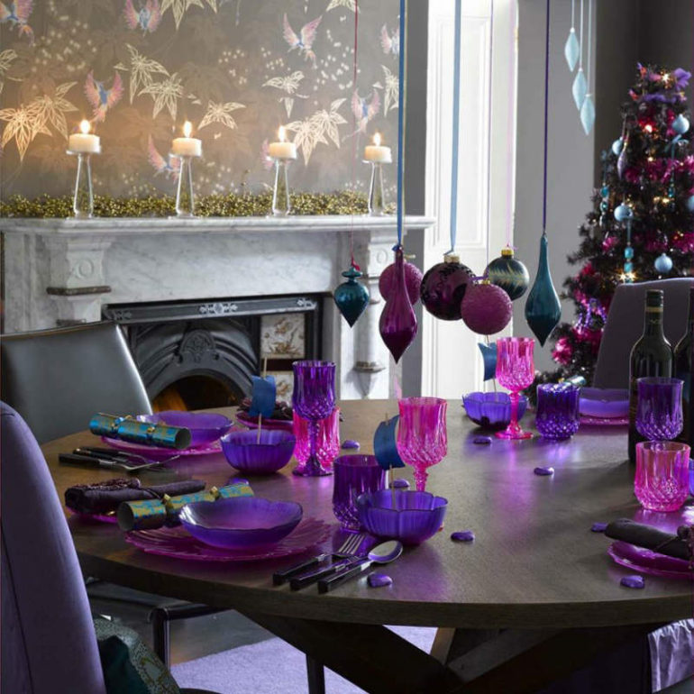 μωβ και φουξια χριστουγεννιατικος στολισμος στολιδια διακοσμηση 2018 2019