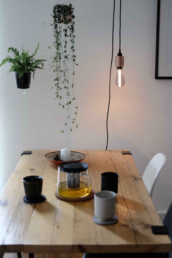 τραπεζαρια για δυο εως τεσσερα ατομα