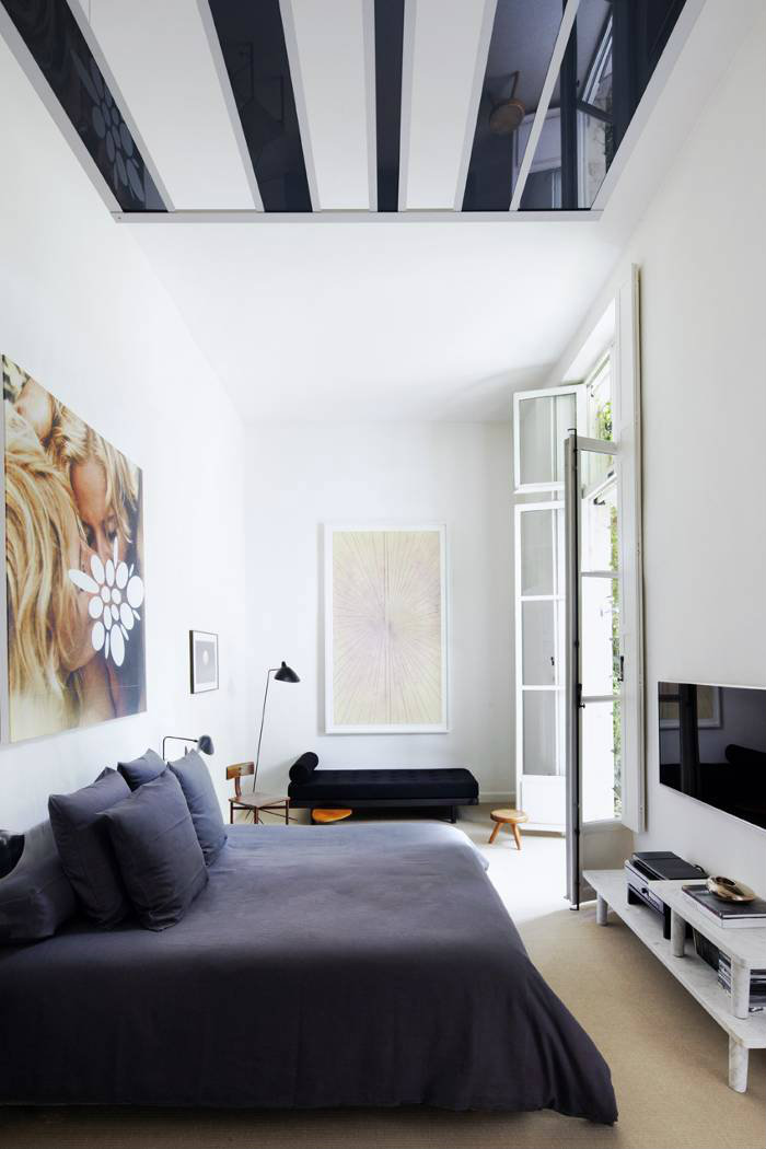 λευκες και μπλε ριγες