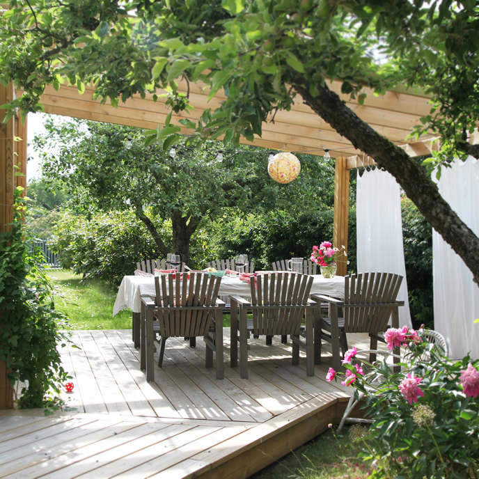 τραπεζαρια κηπου επιπλα διακοσμηση κηπου τραπεζι