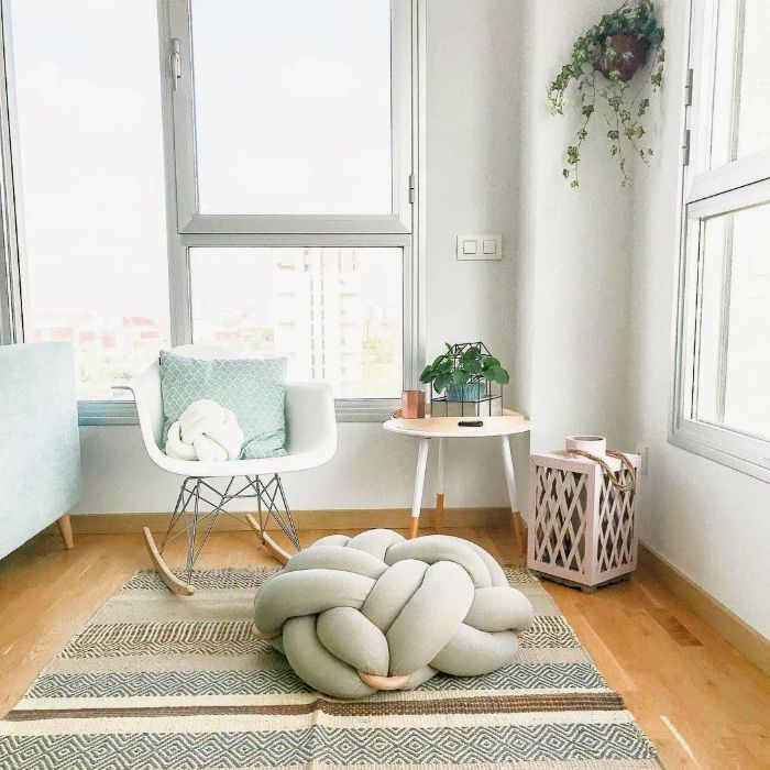 διαλογισμος στο σπιτι δωματιο διακοσμηση γωνια απαλα ουδετερα χρωματα