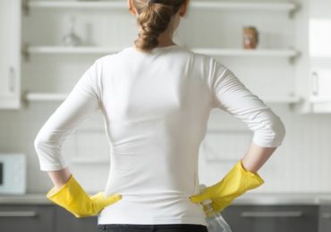 καθαρισμος σπιτιου καθαρισμα απολυμανση κορονοιος κοροναιος υγρα μαντηλακια καθαριστικα προιοντα