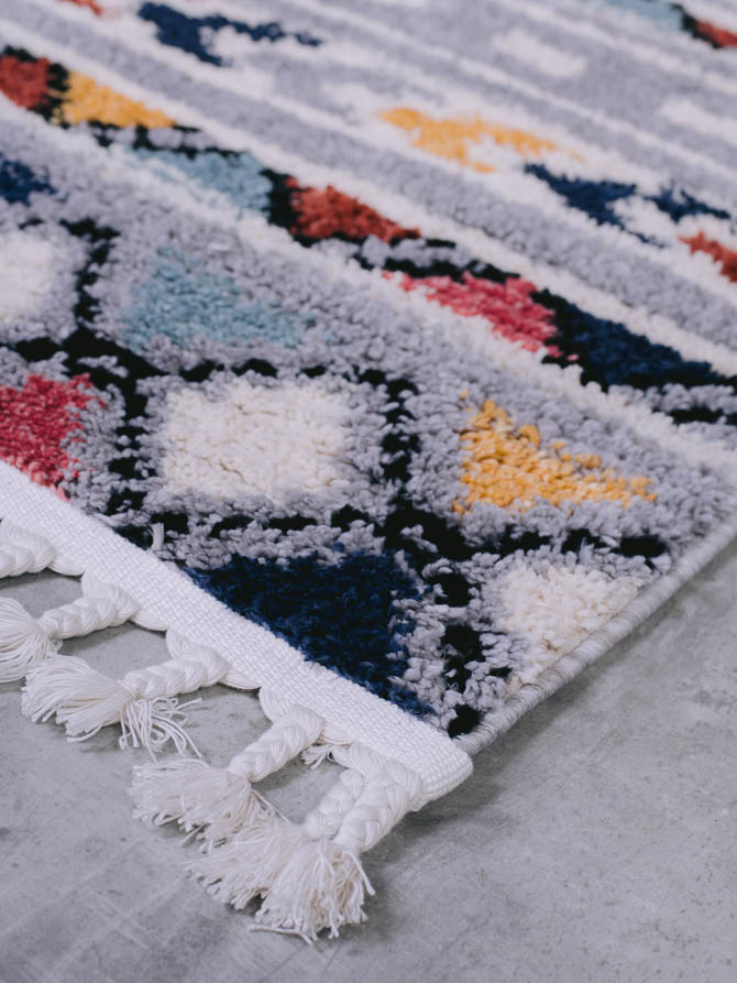 εθνικ χαλι line art