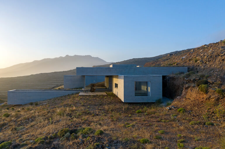 lap pool house εξοχικο τηνος μοντερνα αρχιτεκτονικη ελλαδα αριστειδης νταλλας 2021