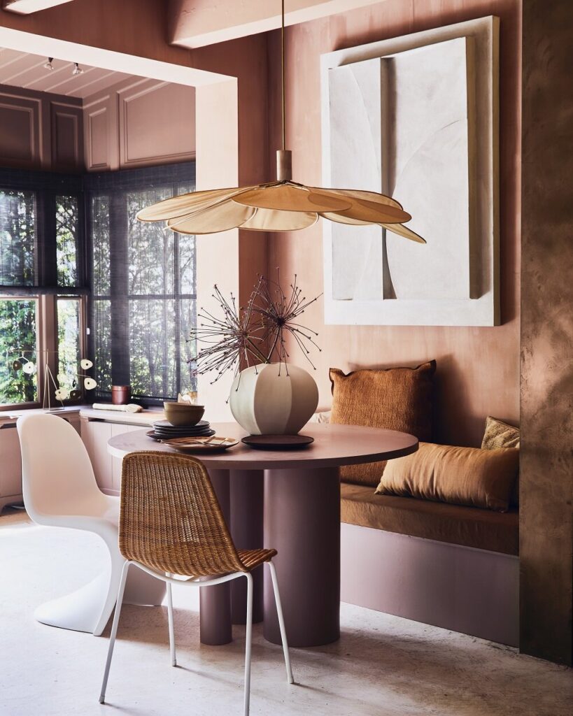 βαψιμο σπιτιου σαλονιου 2021 χρωμα χρωματα τοιχου ροζ θερμα χρωματα ιδεες φωτογραφιες εμπνευση μαροκινο