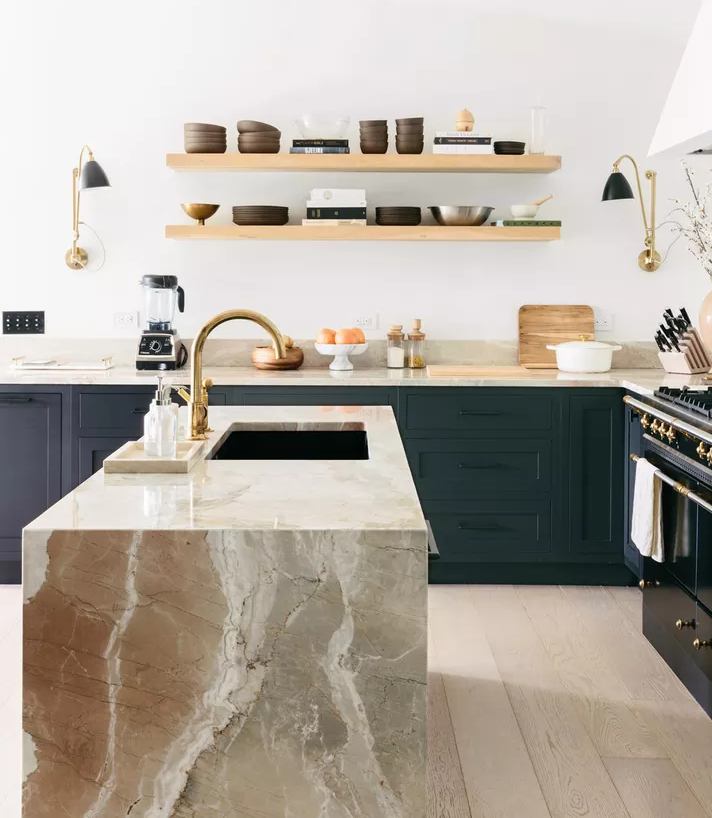 ραφια κουζινας διακοσμηση ιδεες ξυλινα ραφια vintage ραφια