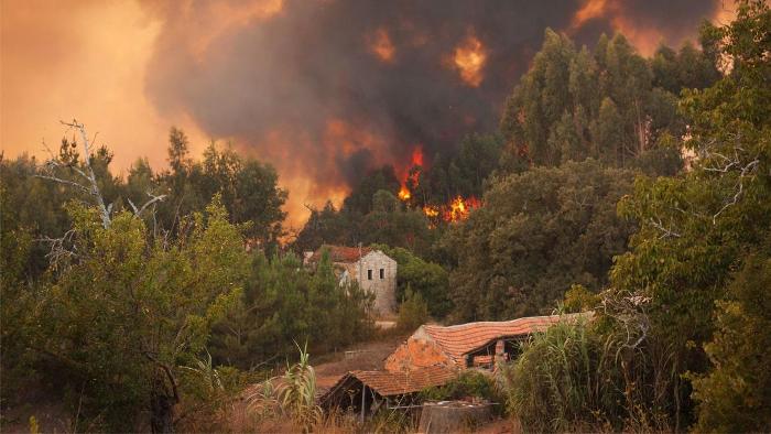 ασφαλιση εξοχικης κατοικιας ασφαλεια εξοχικου πυρος πυρκαγιες πλημμυρες σεισμος κλοπης σπιτιου φωτια φωτιες