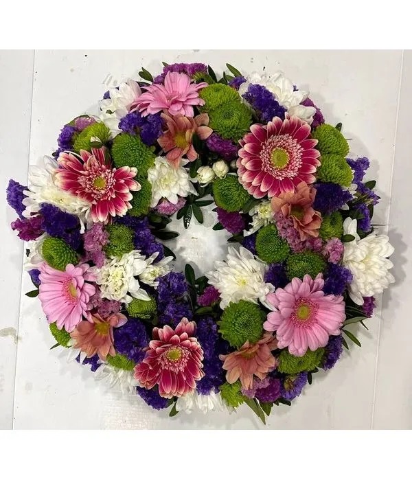 στεφανι πορτας εισοδου διακοσμητικο λουλουδια ανοιξιατικο εξωπορτας πρωτομαγια πρωτομαγιατικο λουλουδια μαγιατικο πολυχρωμο