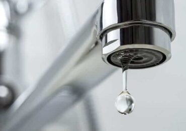 βρυση που σταζει κουζινας νεροχυτη μπανιερα επισκευη υδραυλικος