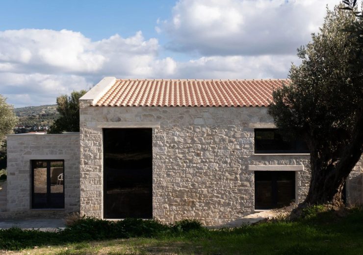 Lithos: ένα πέτρινο σπίτι μέσα στον ελαιώνα, στο Ξηρό Χωριό Ρεθύμνου