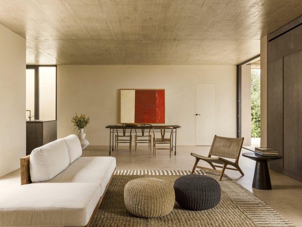 Ένα σπίτι-λαβύρινθος στη Σικελία: το Patio House των Solum με τις πέντε αυλές